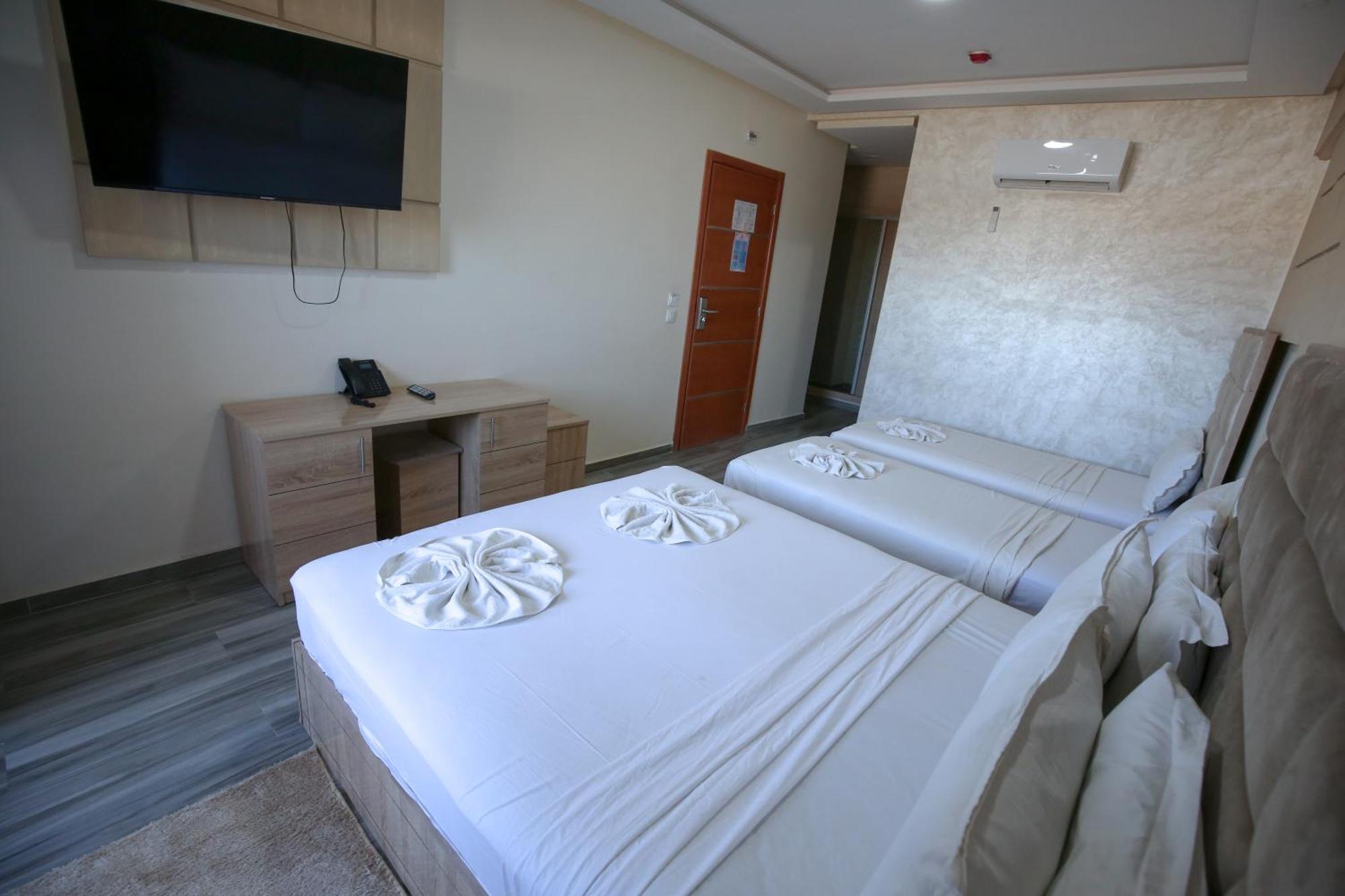 Fekri Hotel Meknès Eksteriør billede