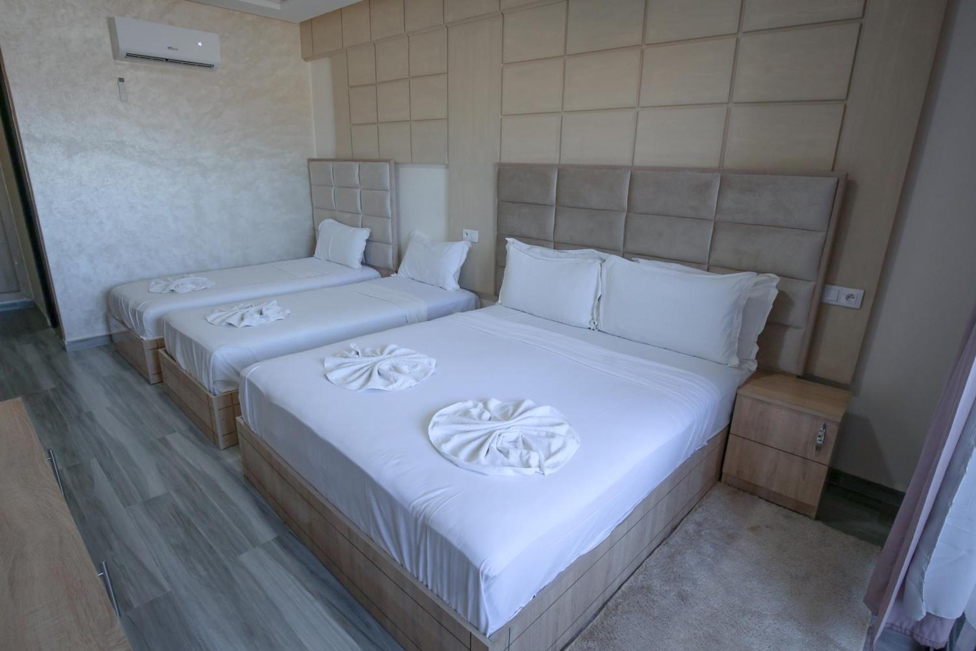 Fekri Hotel Meknès Eksteriør billede